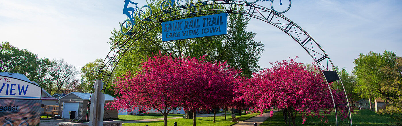 Bike the Sauk Rail Trail